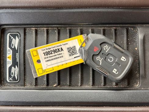 Used 2016 Chevrolet Suburban LTZ image 37