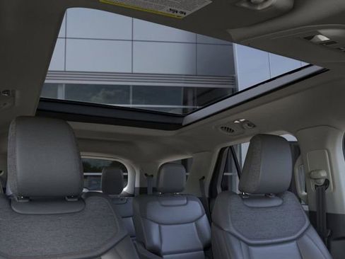 New 2026 Ford Explorer Active image 22