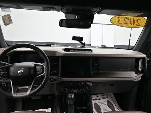 Used 2023 Ford Bronco Wildtrak AWD/4WD image 16