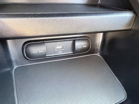 Certified 2023 Kia Forte LXS w/ LXS Technology Package FWD image 18