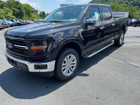 New 2026 Ford F150 XLT w/ Equipment Group 302A MID AWD/4WD image 22