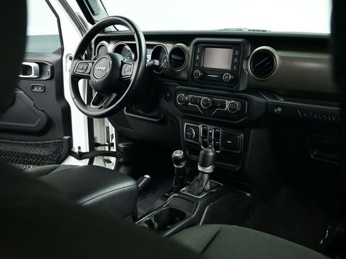 Used 2020 Jeep Wrangler Unlimited Sport S image 29