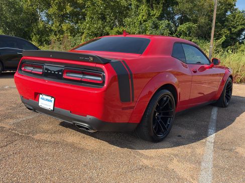 Used 2020 Dodge Challenger R/T Scat Pack RWD image 4
