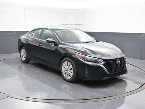 Used 2025 Nissan Sentra S FWD image 7