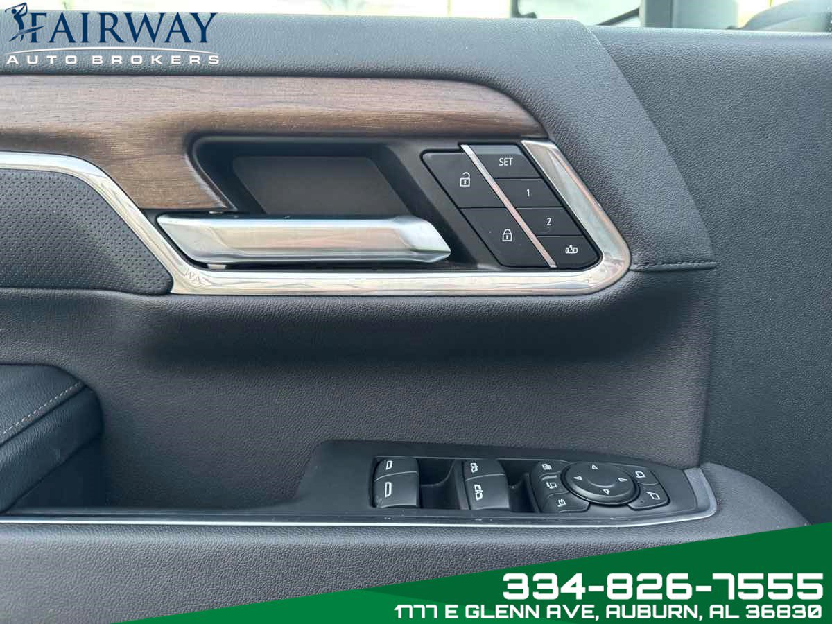 Used 2024 Chevrolet Silverado 2500 High Country w/ High Country Premium Package AWD/4WD image 14