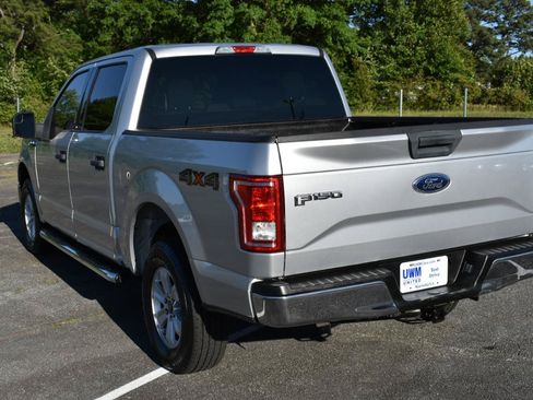 Used 2017 Ford F150 XLT AWD/4WD image 8