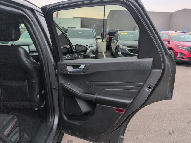 Certified 2023 Ford Escape ST-Line Select w/ Tech Pack #2 AWD/4WD image 16