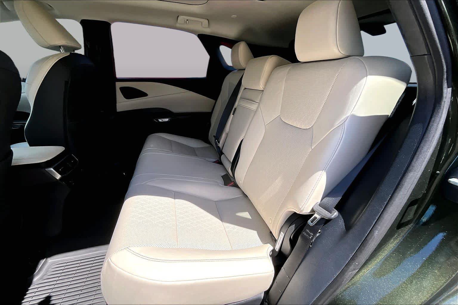 Used 2023 Lexus RX 350 Premium Plus w/ Cold Area Package FWD image 21