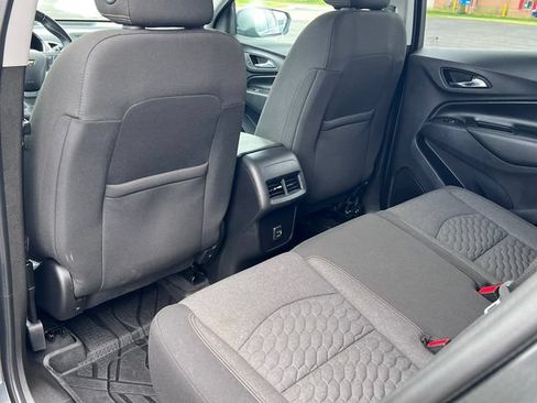 Used 2020 Chevrolet Equinox LT w/ Driver Convenience Package AWD/4WD image 35