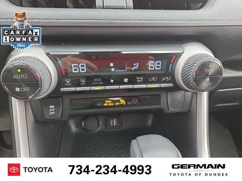 Used 2025 Toyota RAV4 XLE image 29