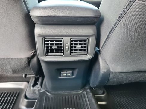 Used 2022 Toyota RAV4 XLE w/ Convenience Package AWD/4WD image 30