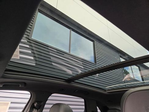 Used 2026 Porsche Cayenne image 22