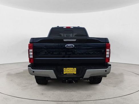 Used 2022 Ford F350 Lariat w/ Camper Package image 4