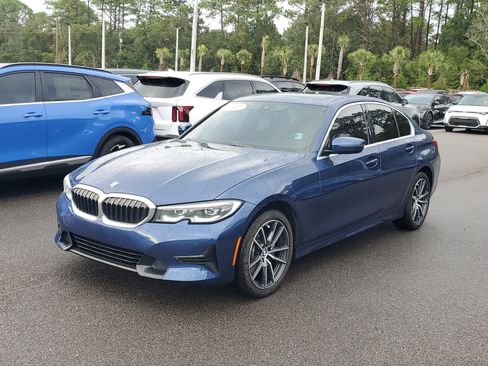 Used 2022 BMW 330i xDrive Sedan w/ Driving Assistance Package image 3