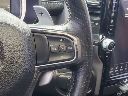 Used 2023 RAM 1500 Laramie AWD/4WD image 23