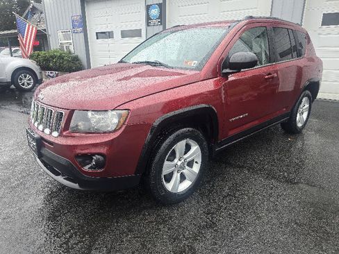 Used 2014 Jeep Compass Sport AWD/4WD image 1