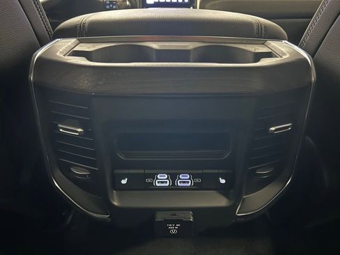Used 2025 RAM 1500 Laramie w/ Sport Appearance Package AWD/4WD image 21