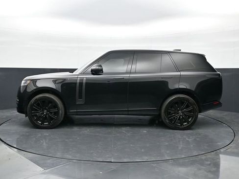 Used 2024 Land Rover Range Rover Autobiography AWD/4WD image 4