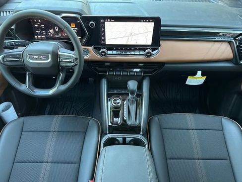 New 2026 GMC Canyon AT4 AWD/4WD image 15