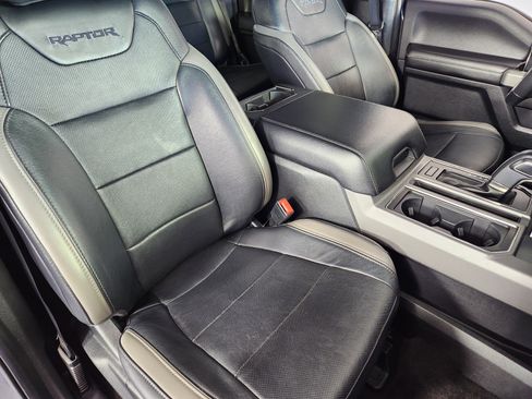 Used 2018 Ford F150 Raptor w/ Equipment Group 802A Luxury AWD/4WD image 10