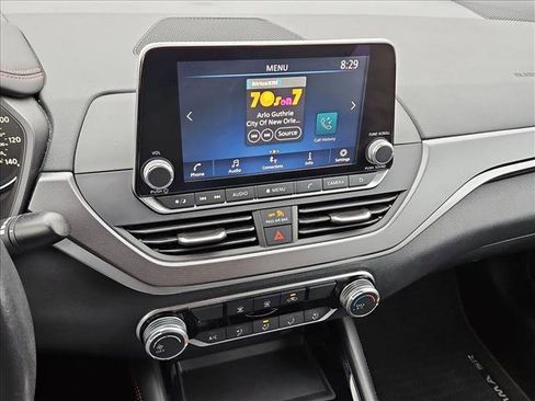 Used 2024 Nissan Altima 2.5 SR image 14