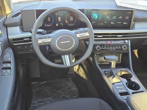New 2026 Hyundai Sonata SE FWD image 12