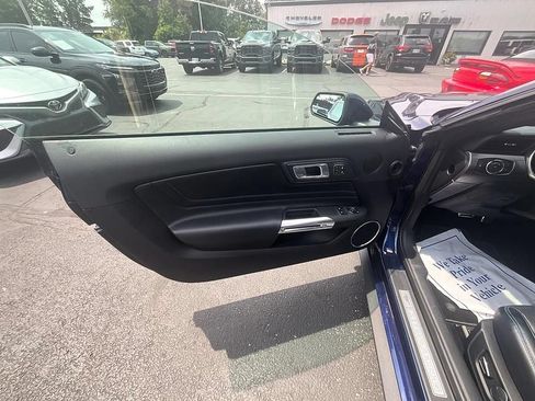 Used 2019 Ford Mustang GT Premium w/ GT Performance Package RWD image 12