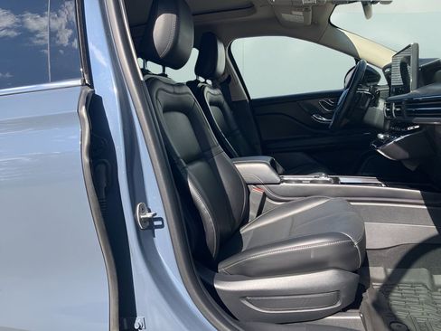 Used 2024 Lincoln Corsair Grand Touring image 34