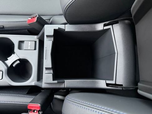 New 2025 Subaru Forester Limited image 25