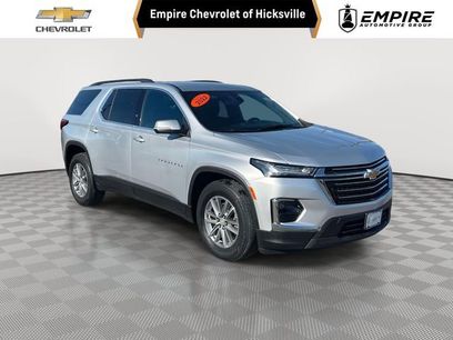 Used 2022 Chevrolet Traverse LT