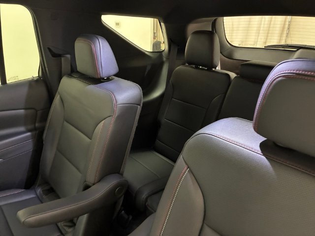 Certified 2026 Chevrolet Traverse Z71 w/ Driver Confidence Package AWD/4WD image 18