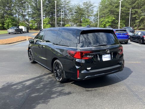 Used 2026 Honda Odyssey Sport-L image 8
