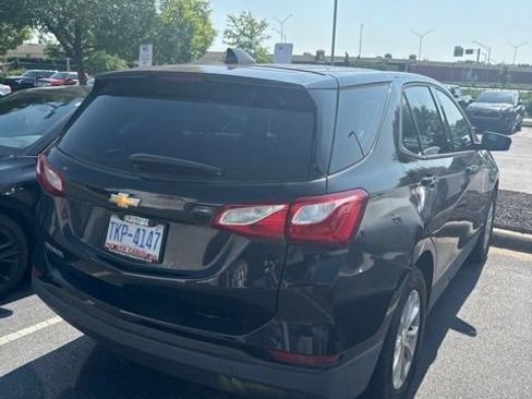 Used 2019 Chevrolet Equinox LS FWD image 5