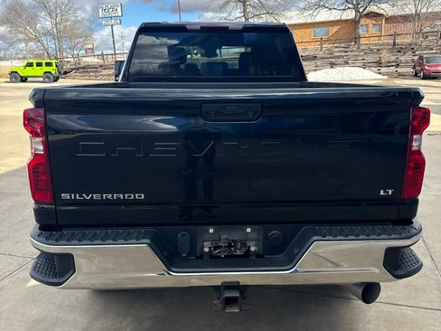 Used 2024 Chevrolet Silverado 2500 LT image 7