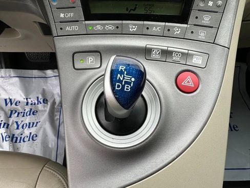 Used 2015 Toyota Prius Three image 15