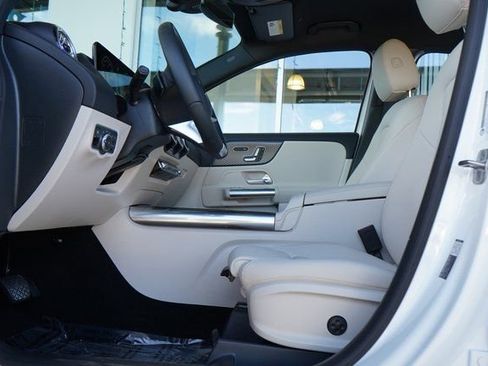 Used 2026 Mercedes-Benz GLA 250 image 25