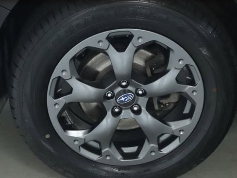 Certified 2022 Subaru Crosstrek 2.5i Sport AWD/4WD image 39