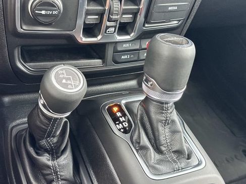 New 2026 Jeep Gladiator Sport AWD/4WD image 33