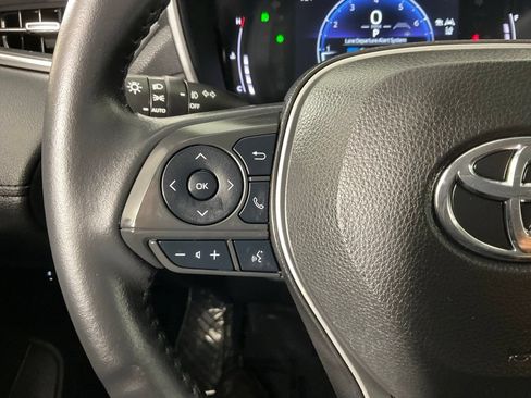 Used 2023 Toyota Corolla Cross XLE FWD image 24