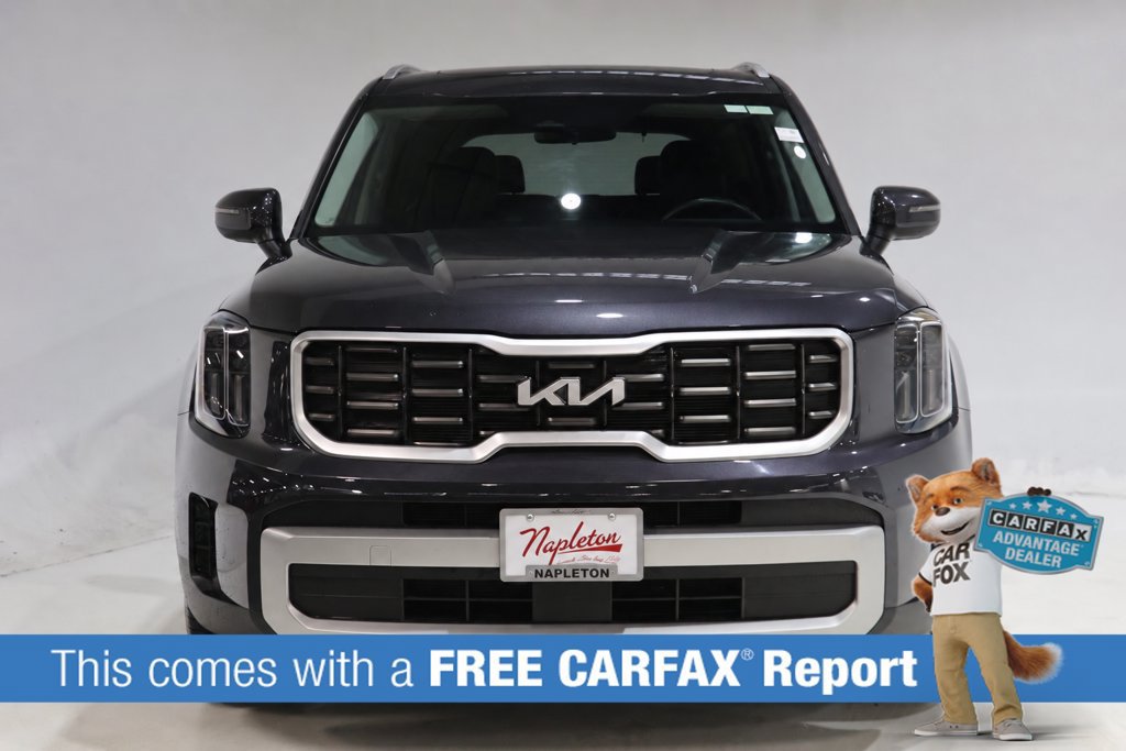 Used 2025 Kia Telluride S AWD/4WD image 2