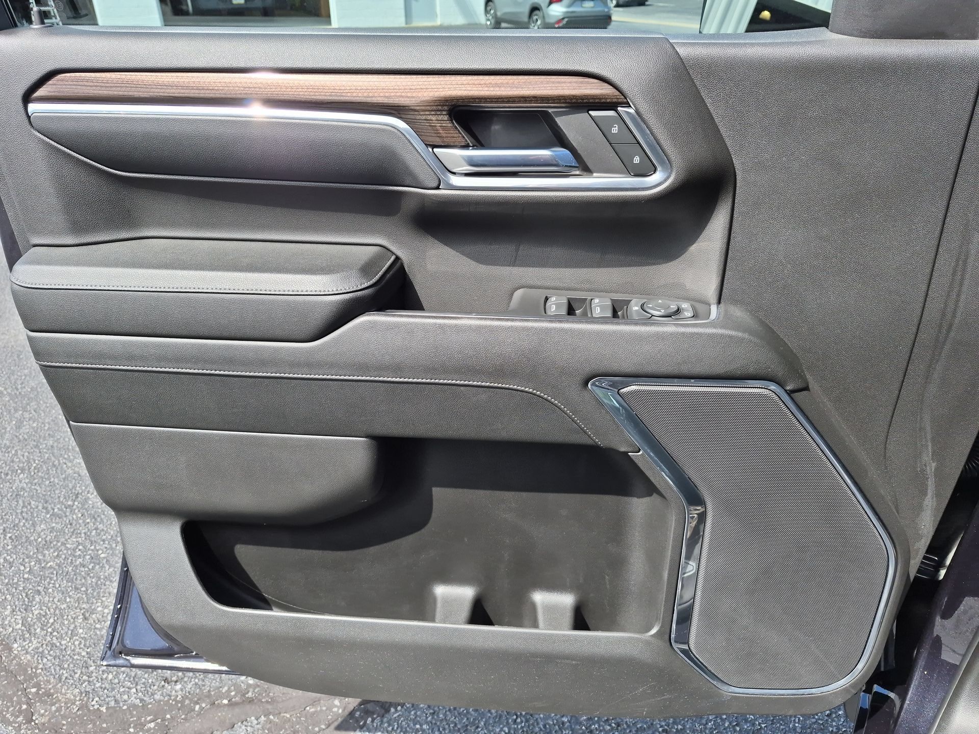 Certified 2024 Chevrolet Silverado 1500 LT AWD/4WD image 22