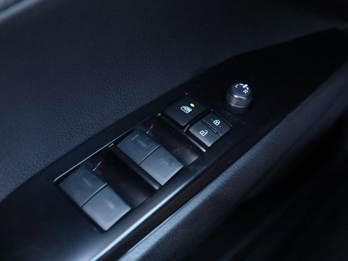 New 2026 Toyota Camry SE AWD/4WD image 17