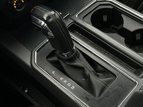 Used 2018 Ford F150 XLT w/ Equipment Group 302A Luxury image 21