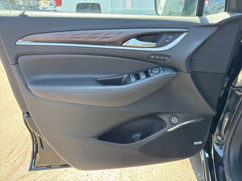 Used 2024 Buick Enclave Avenir w/ Trailering Package, 5000 lbs. AWD/4WD image 8