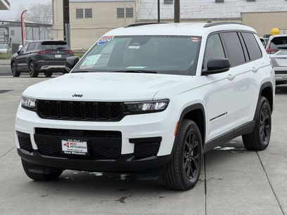 Used 2024 Jeep Grand Cherokee L Laredo