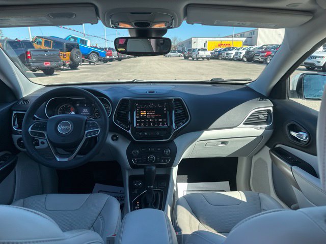 Used 2021 Jeep Cherokee Limited w/ Elite Package AWD/4WD image 19