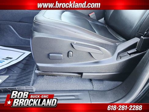 Used 2019 Chevrolet Colorado Z71 w/ Z71 Midnight Edition AWD/4WD image 40