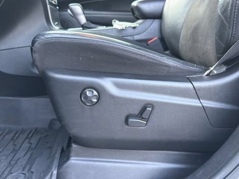 Used 2019 Jeep Grand Cherokee Altitude AWD/4WD image 22