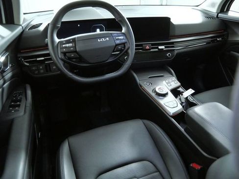 Used 2026 Kia Sportage SX Prestige AWD/4WD image 4