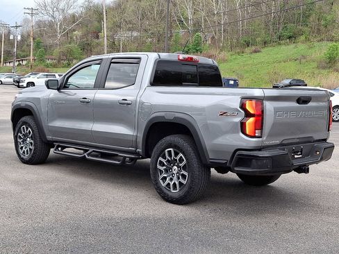 Used 2024 Chevrolet Colorado Z71 w/ Z71 Convenience Package 2 AWD/4WD image 4